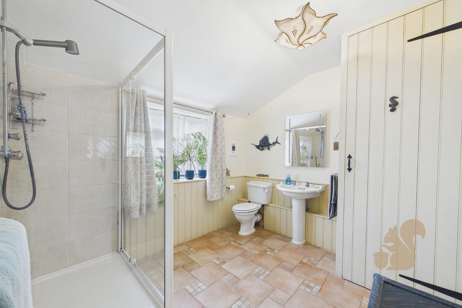 5e165638e6344d0eb669c03e623e1d50_100_CAM01659G0-PR